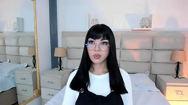 RoseCassie online show from March 2025 12:44:02 PM