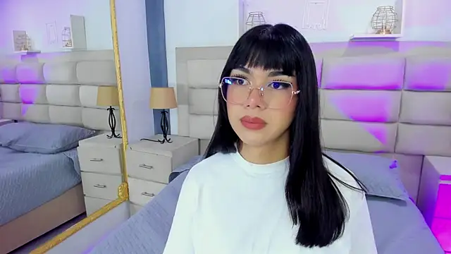 RoseCassie online show from March 2025 12:32:02 PM