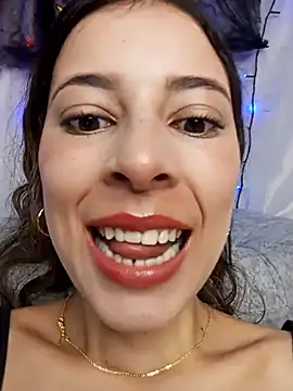 evaFiore online show from October 2025 05:03:01 PM