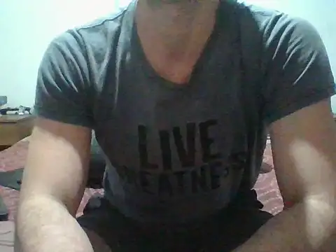 Snapshot of italianbighorse22 chatting on November 2025 03:53:02 AM italianbighorse22 online show from November 2025 03:53:02 AM