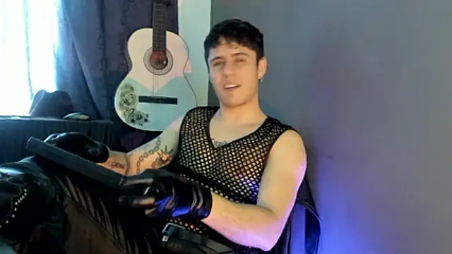 Antonello Vannucci online show from December 2025 03:39:02 PM