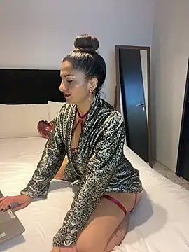 AlejandritaMilano online show from March 2026 11:30:02 PM