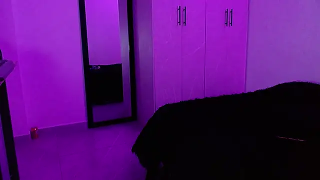 miia-liiam online show from April 2026 05:29:02 AM