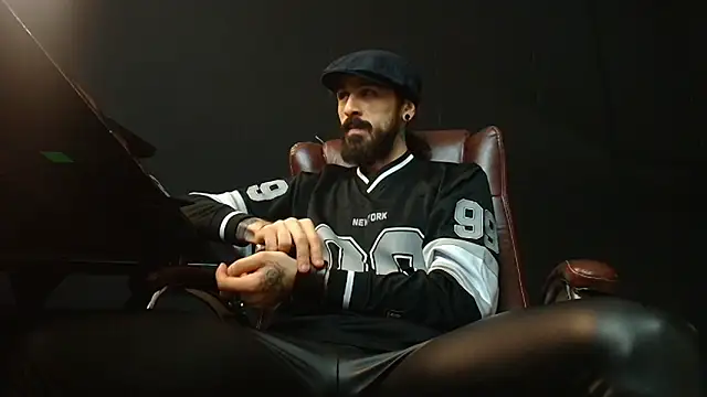 AxelColton online show from January 2025 05:54:01 AM