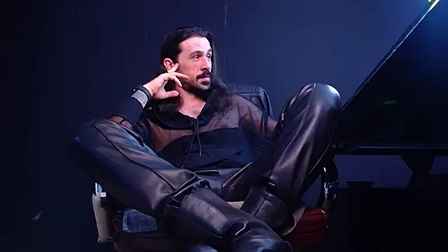 AxelColton online show from October 2025 10:05:01 AM