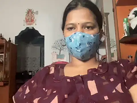 Tamil Sanjana  online show from September 2025 11:28:01 PM