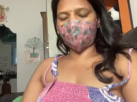 Tamil Sanjana  online show from September 2025 12:45:02 AM