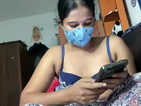 Tamil Sanjana  online show from November 2025 05:34:01 PM