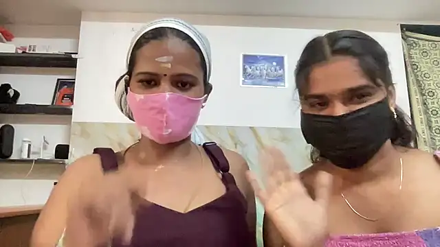Snapshot of Tamil_Sanjana_ chatting on July 2026 05:04:02 PM Tamil Sanjana online show from July 2026 05:04:02 PM
