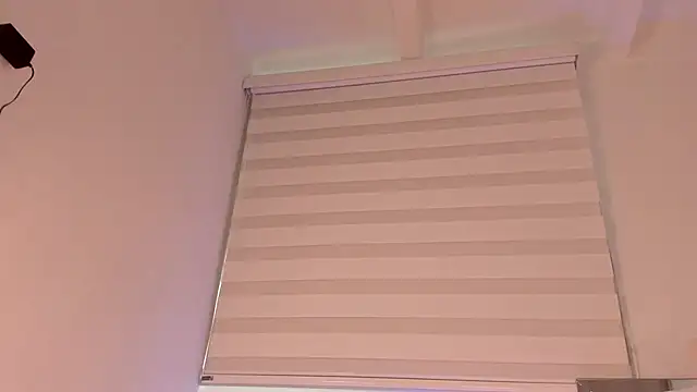 Alissonroses online show from February 2026 07:34:02 PM