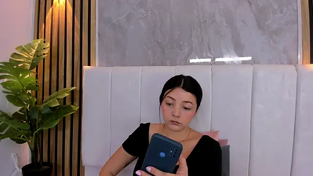 Snapshot of Samantha_Good chatting on June 2026 12:00:01 PM Samantha Good online show from June 2026 12:00:01 PM