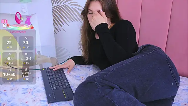 Daisha Riley online show from February 2025 06:31:01 PM