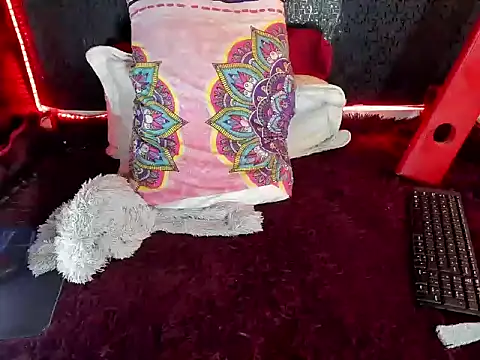 katizaldana online show from February 2025 09:32:01 AM