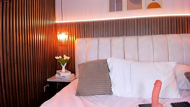 PerlaPreciosa online show from April 2026 07:45:01 AM