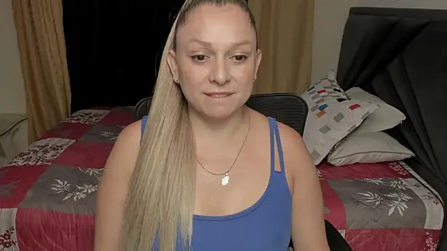 natalia5560 online show from February 2026 01:07:01 PM