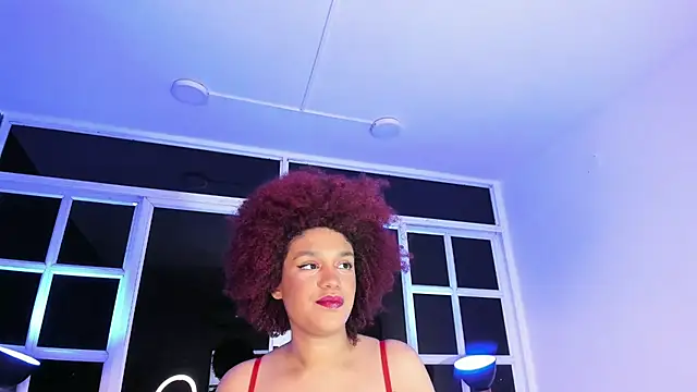 Snapshot of loladupont chatting on May 2026 03:11:02 AM loladupont online show from May 2026 03:11:02 AM