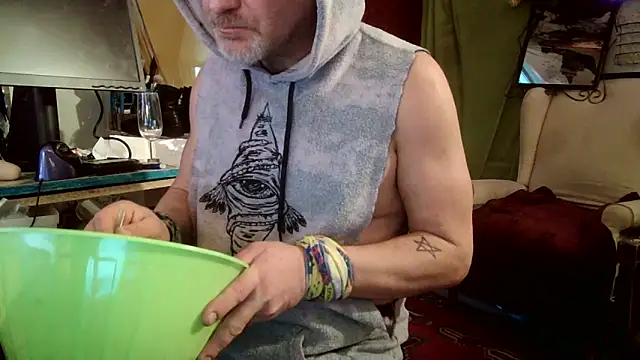 SilverandFox online show from March 2025 03:45:02 PM