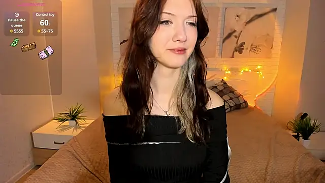 Lina Vi online show from March 2025 09:21:01 PM