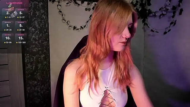 Lina Vi online show from April 2026 08:09:01 PM