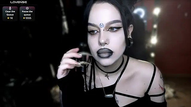 alexx succubus online show from April 2026 03:15:01 AM