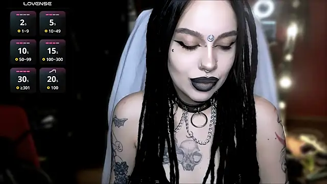 alexx succubus online show from April 2026 11:27:02 PM