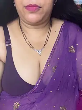 FlatVincy4 online show from September 2025 07:52:02 AM