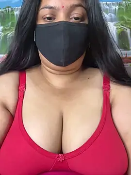 FlatVincy4 online show from September 2025 07:52:02 AM