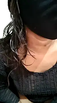 Looliya02 online show from January 2025 11:26:02 AM