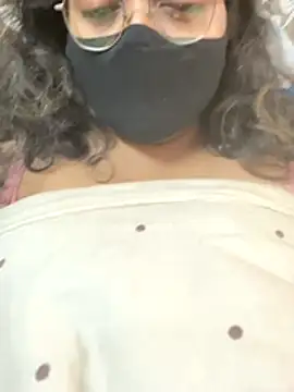 Snapshot of hot_menka chatting on December 2025 10:39:02 PM hot menka online show from December 2025 10:39:02 PM