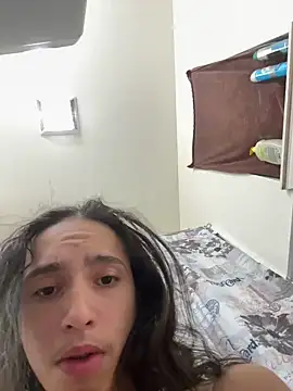 Snapshot of qbaby96 chatting on January 2025 03:34:01 PM qbaby96 online show from January 2025 03:34:01 PM