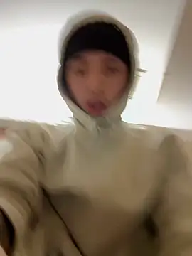 Snapshot of qbaby96 chatting on March 2025 08:02:02 AM qbaby96 online show from March 2025 08:02:02 AM