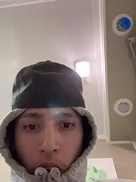 Snapshot of qbaby96 chatting on March 2025 10:16:02 AM qbaby96 online show from March 2025 10:16:02 AM