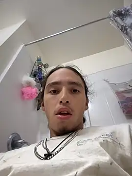 Snapshot of qbaby96 chatting on September 2025 10:05:01 AM qbaby96 online show from September 2025 10:05:01 AM