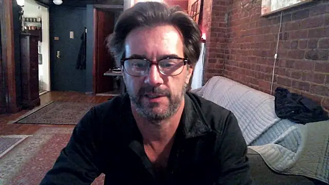 Johnny Bottoms online show from November 2025 07:48:02 PM