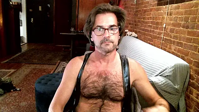 Johnny Bottoms online show from December 2025 11:44:02 PM