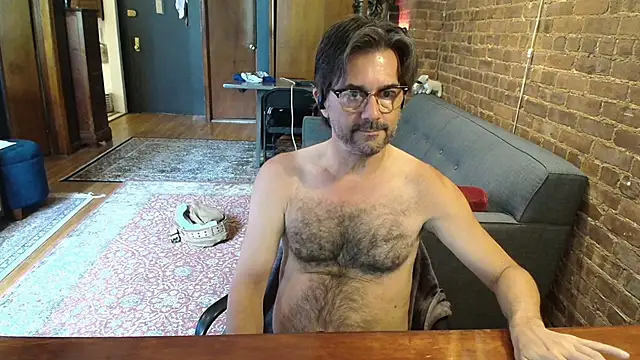Snapshot of Johnny_Bottoms chatting on June 2026 01:48:02 PM Johnny Bottoms online show from June 2026 01:48:02 PM