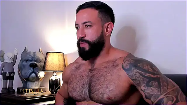 BradLeon  online show from January 2026 03:50:01 PM