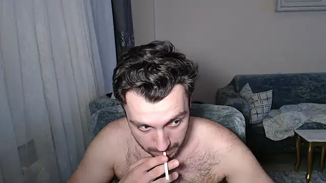 handsomeee04 online show from March 2026 10:05:02 PM