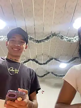 Snapshot of iamcloe_11 chatting on December 2024 12:39:02 AM iamcloe 11 online show from December 2024 12:39:02 AM