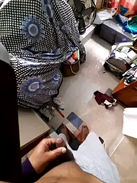 Snapshot of Bloal25 chatting on December 2024 04:09:01 AM Bloal25 online show from December 2024 04:09:01 AM