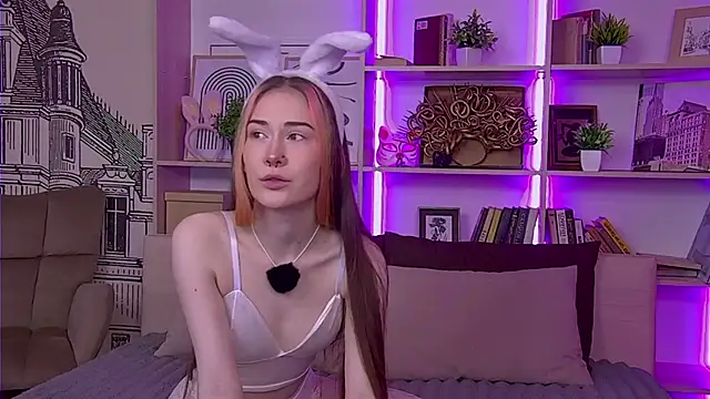 SashaMeow online show from March 2026 04:29:01 PM