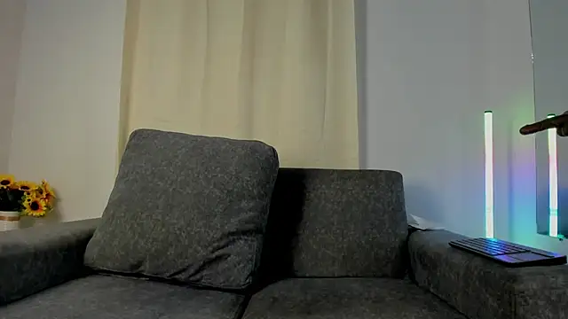 Abril jones10 online show from February 2025 06:12:01 PM