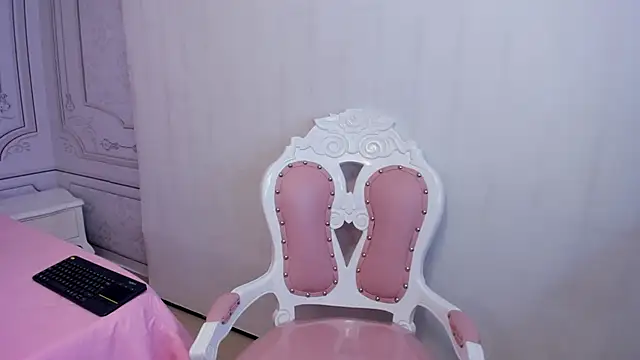 Daphne Fox  online show from March 2025 08:57:01 AM