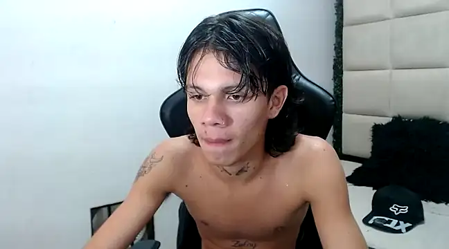 andy dan18 online show from December 2024 04:06:01 AM