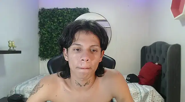 andy dan18 online show from January 2025 07:49:01 PM