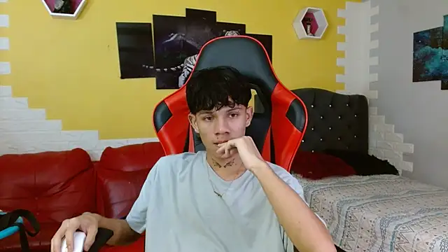 andy dan18 online show from October 2025 02:18:02 PM