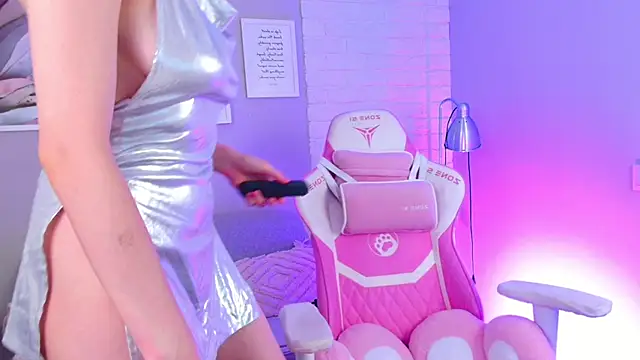 NellieLoyns online show from February 2025 11:25:02 PM