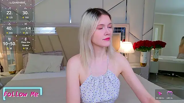 NellieLoyns online show from May 2026 05:11:01 PM