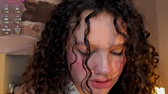 LucyLovelyy online show from March 2025 02:49:02 AM