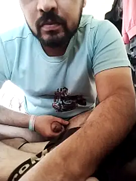 hot punekar online show from December 2025 07:15:02 AM